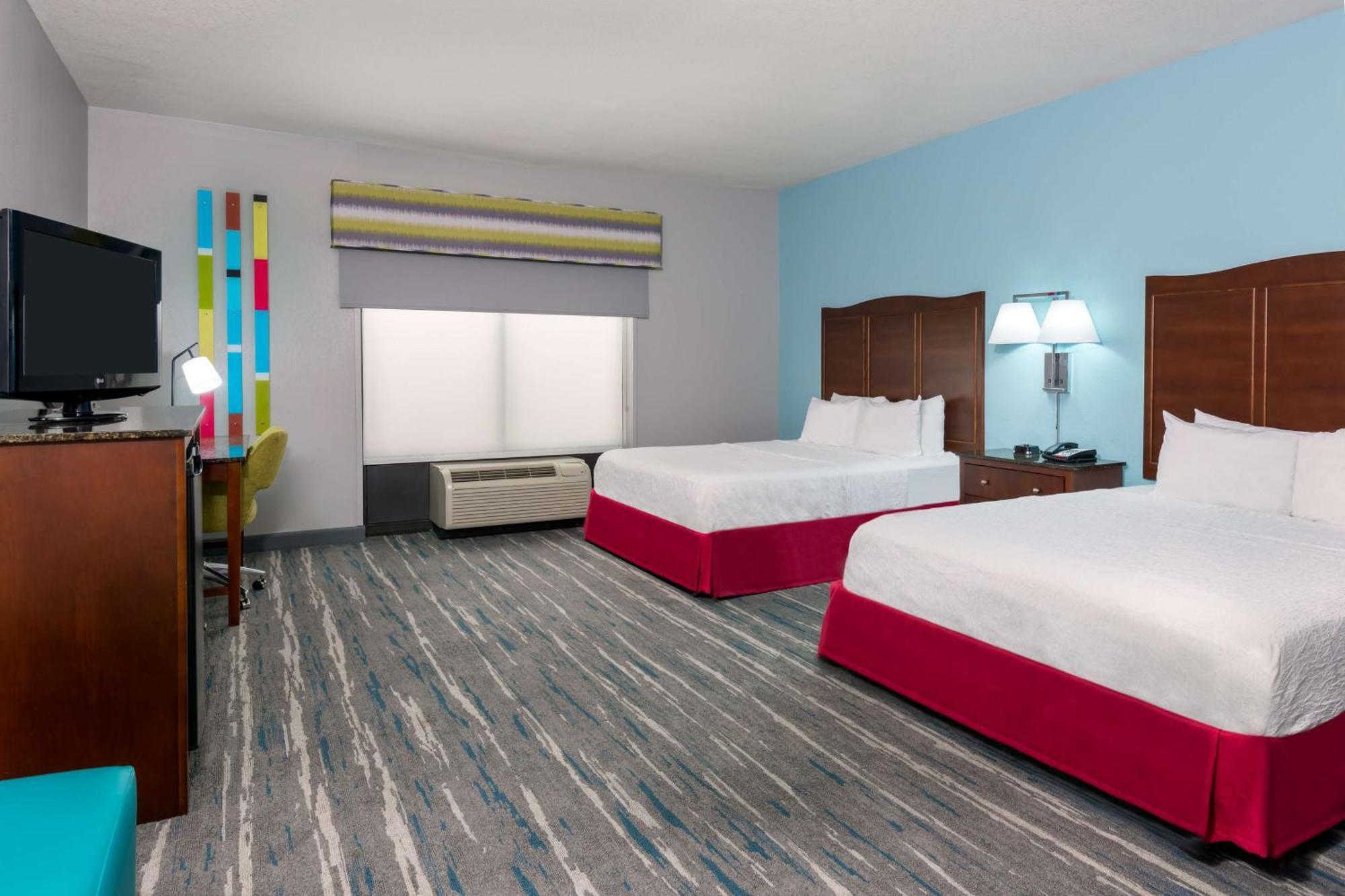 Hampton Inn & Suites Winston-Salem/University Area Exterior photo