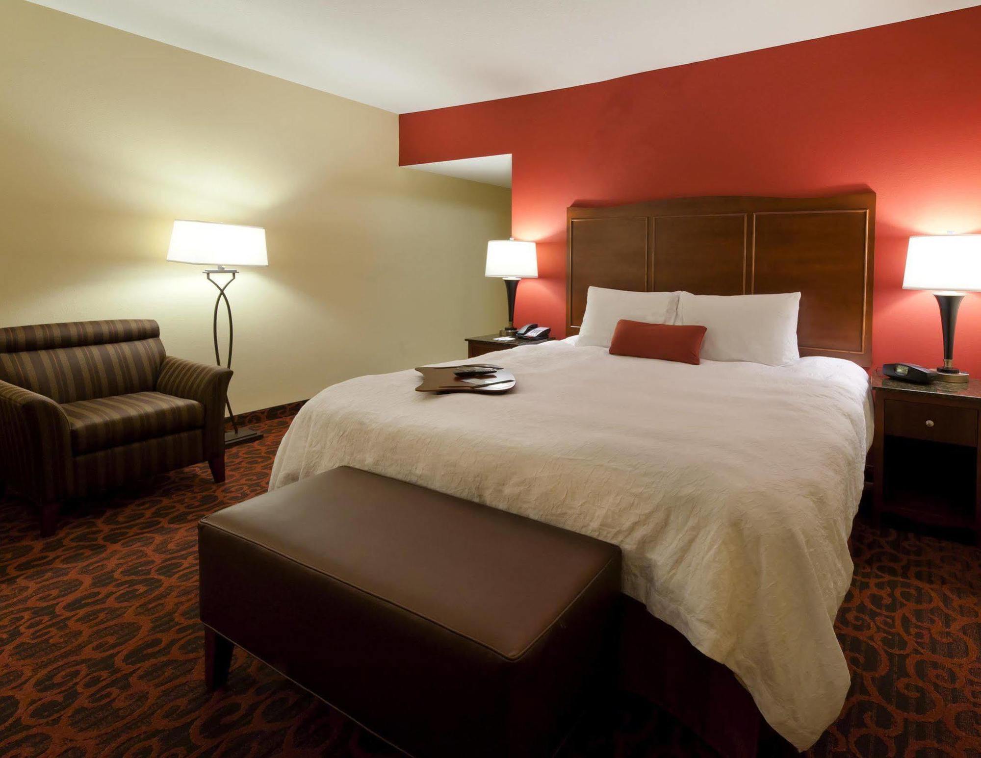 Hampton Inn & Suites Winston-Salem/University Area Room photo
